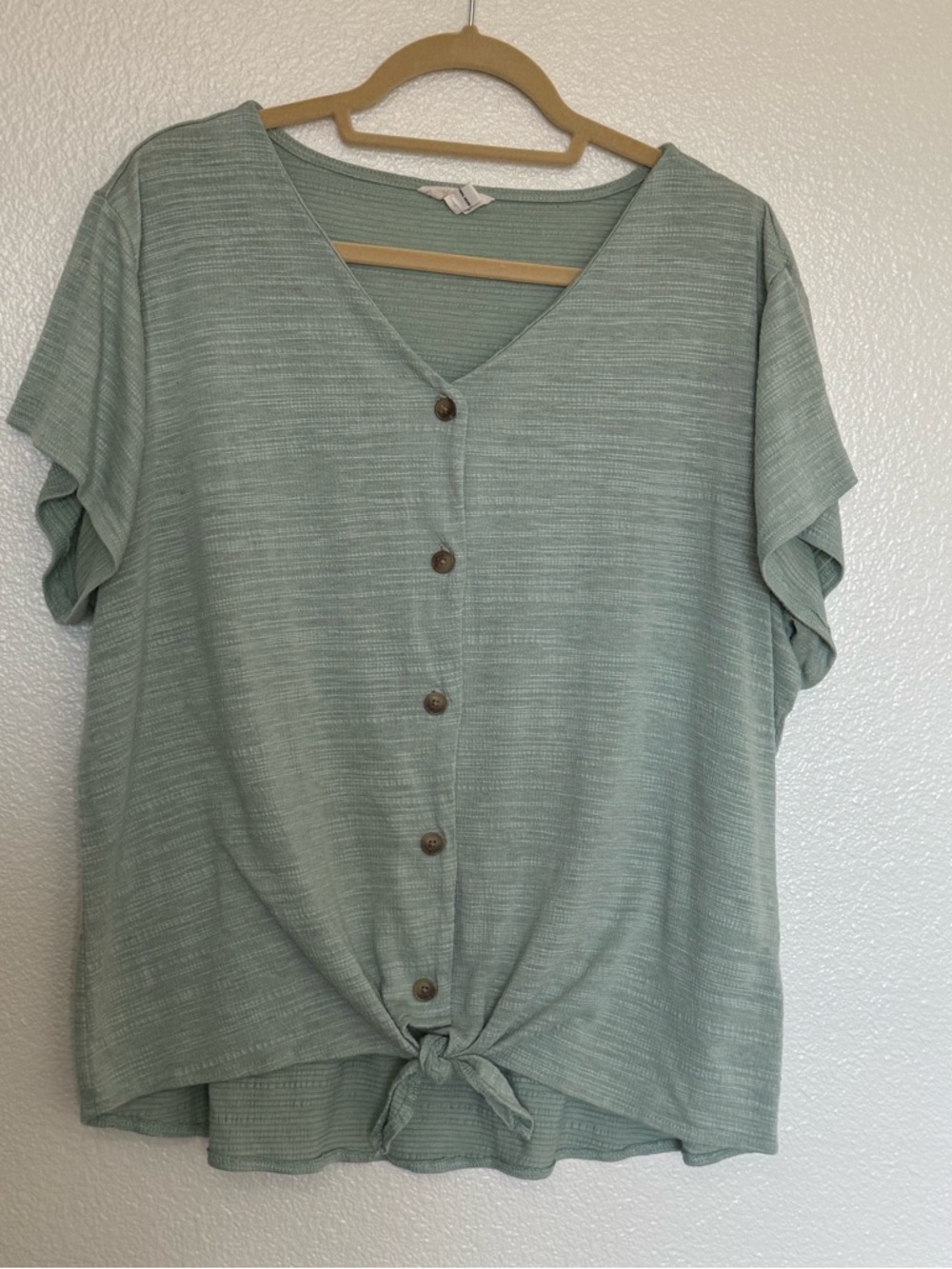 Vintage Sage Green Button-Front Tie-Hem Women's Top